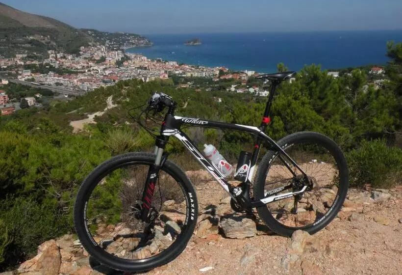 Hotelli Malibu