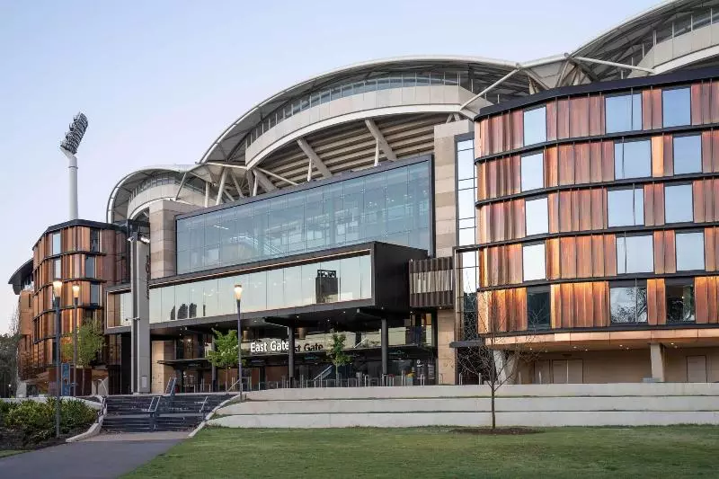 Oval Hotel At Adelaide Oval