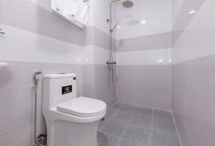 هتل Oyo 942 Cuong Hai Apartment