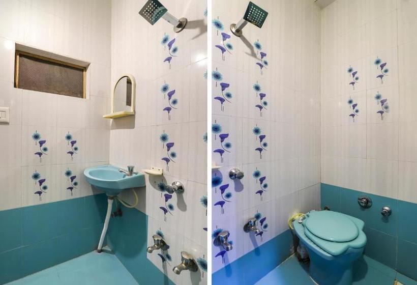 Hotel Vaccinated Staff Spot On 71472  Atithi