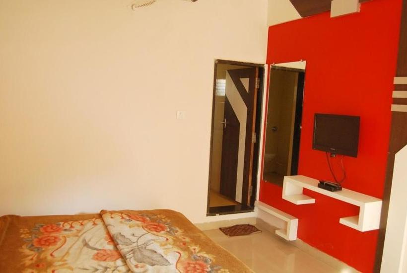 Отель Stayapart  Mooljis Mount Abu
