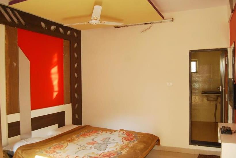 Отель Stayapart  Mooljis Mount Abu