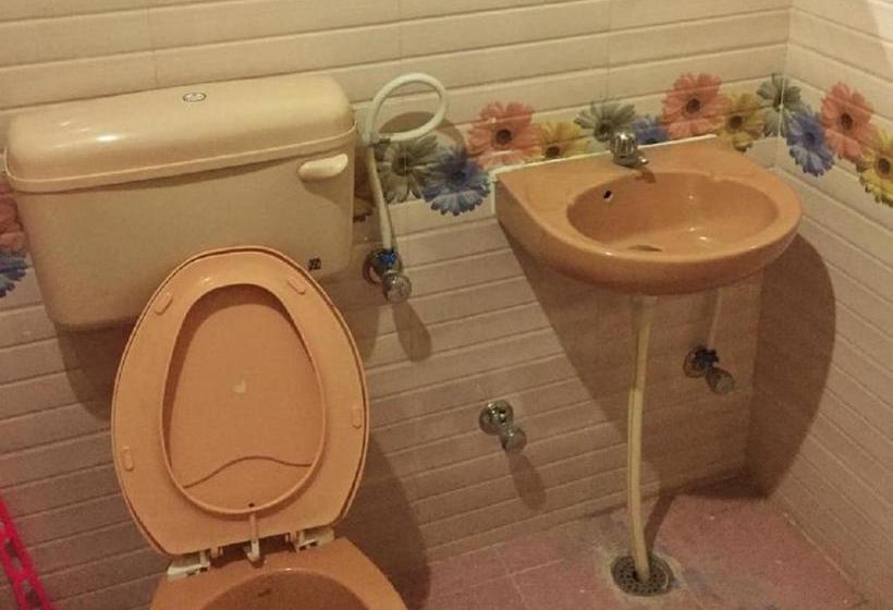 Отель Stayapart  Mooljis Mount Abu