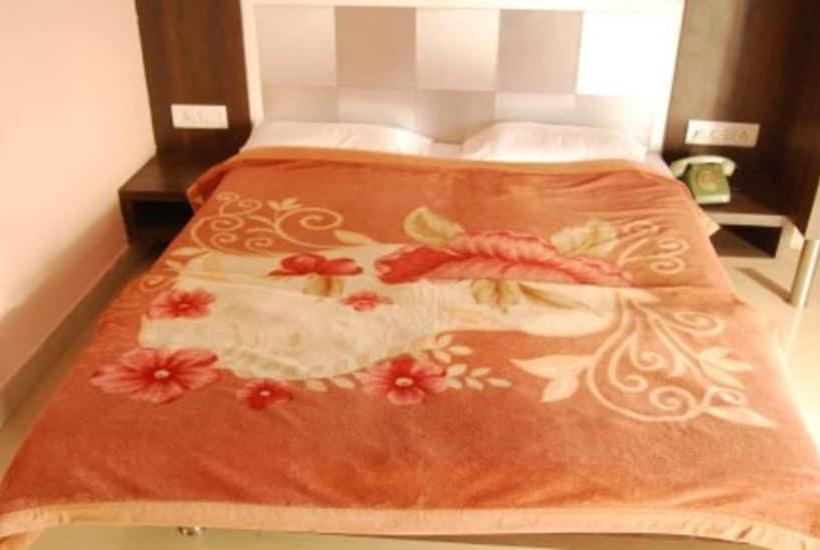 Отель Stayapart  Mooljis Mount Abu