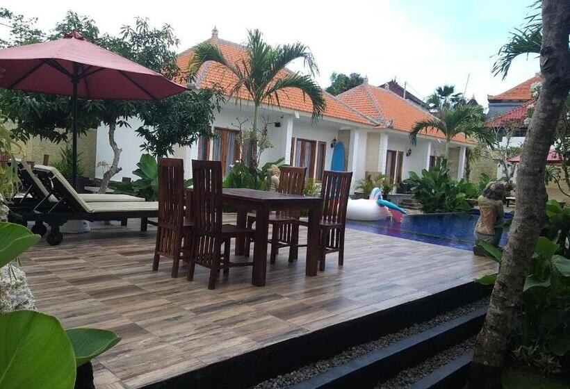 펜션 Adi Abian Villa