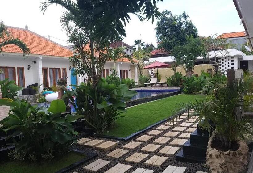 펜션 Adi Abian Villa