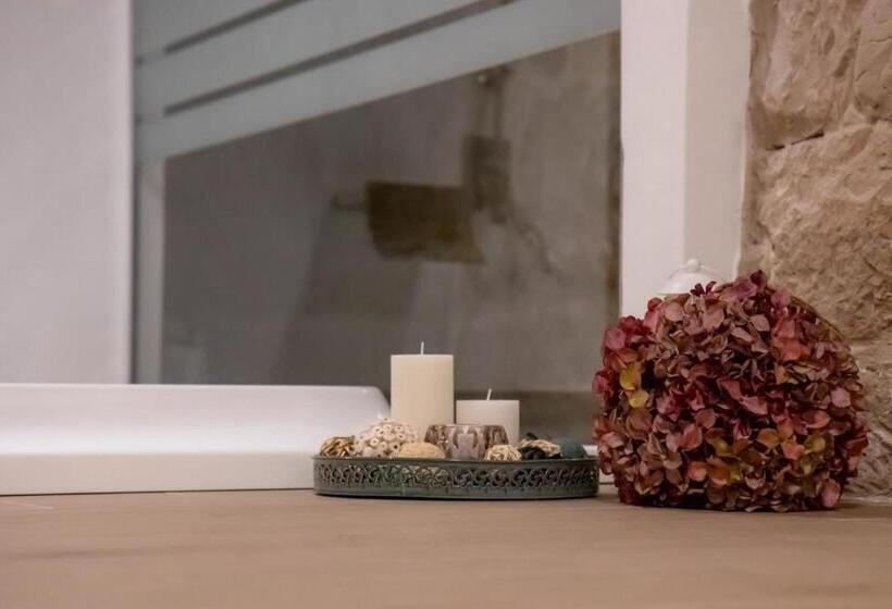 Suite 123 Luxury B&b Con Jacuzzi