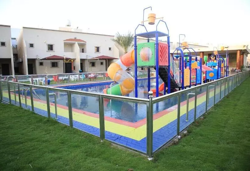 Al Khuzama Resort