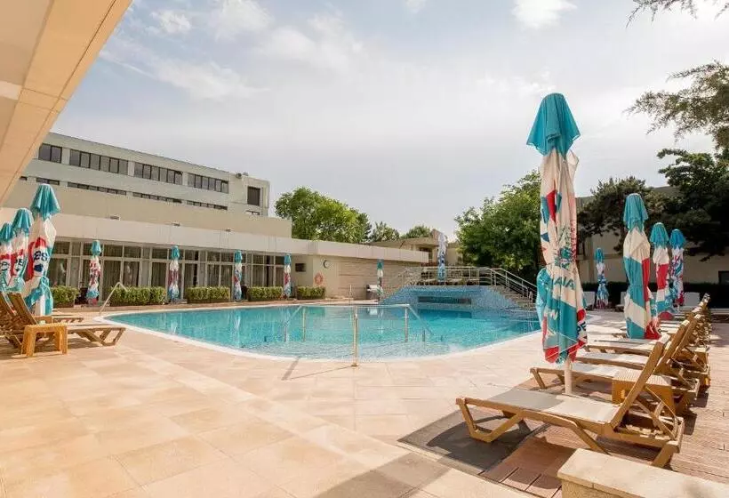 Hotelli Club De Vacanta Mediterraneo