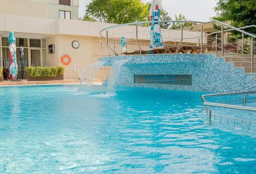 Hotelli Club De Vacanta Mediterraneo