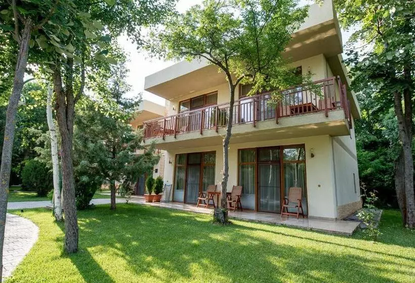 Hotelli Club De Vacanta Mediterraneo