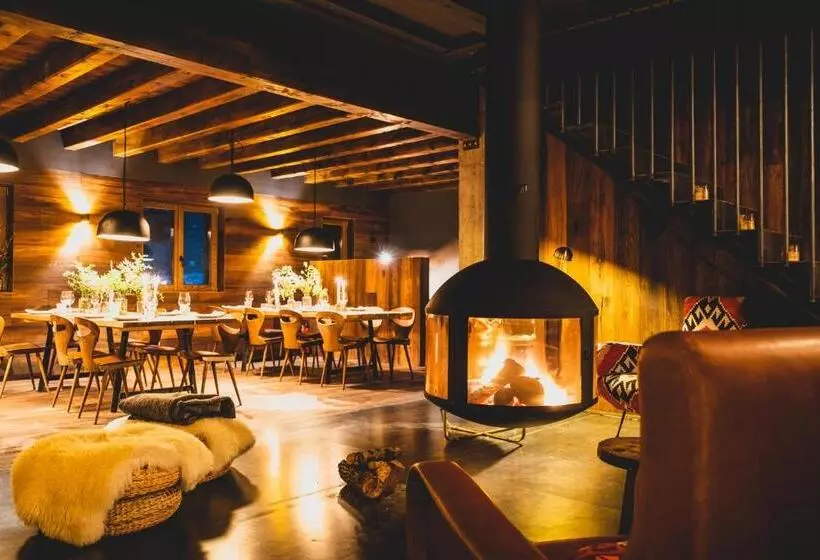 هتل L´ovella Negra Mountain Lodge