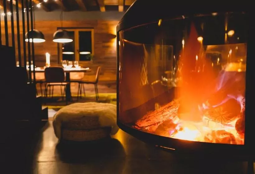 هتل L´ovella Negra Mountain Lodge