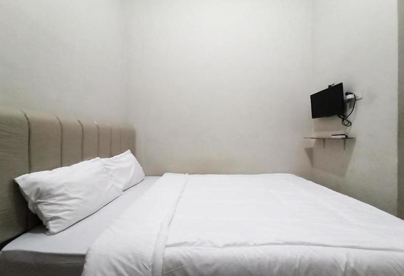 هتل Oyo 3761 Djayatama Guest House