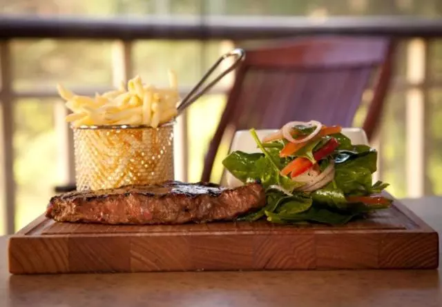 ホテル The Bridgetown