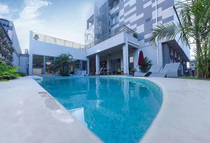 Hotel The Palms By Eagles Accra