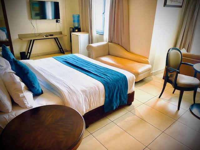 Hotel The Palms By Eagles Accra