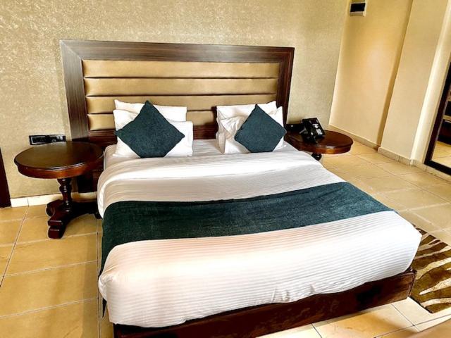 Hotel The Palms By Eagles Accra