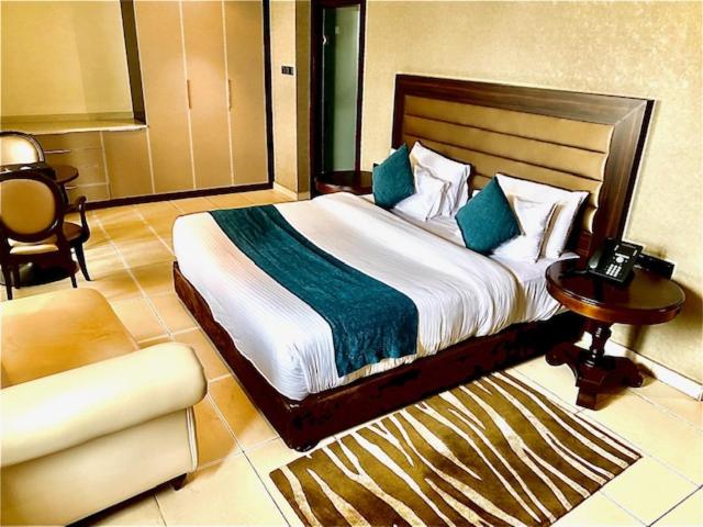 Hotel The Palms By Eagles Accra