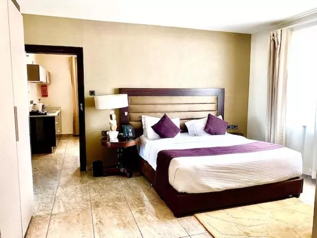 ホテル The Palms By Eagles Accra