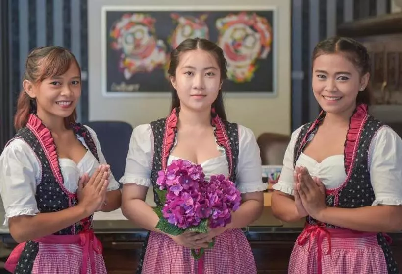 هتل Venezia Resort