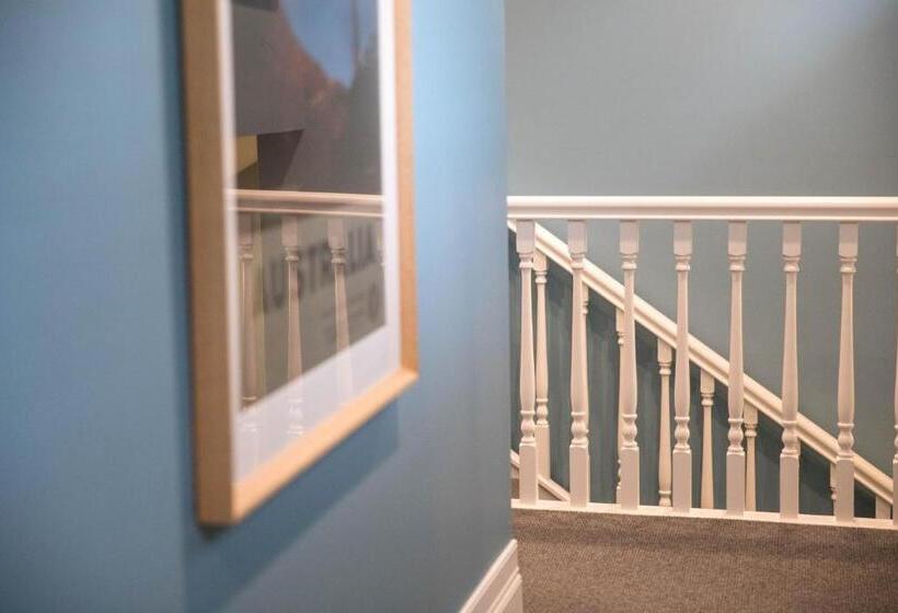 펜션 Closeburn House