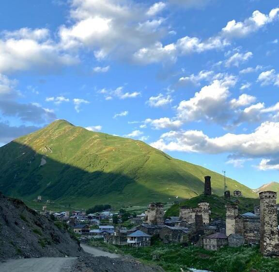 پانسیون Nizharadze's Tower