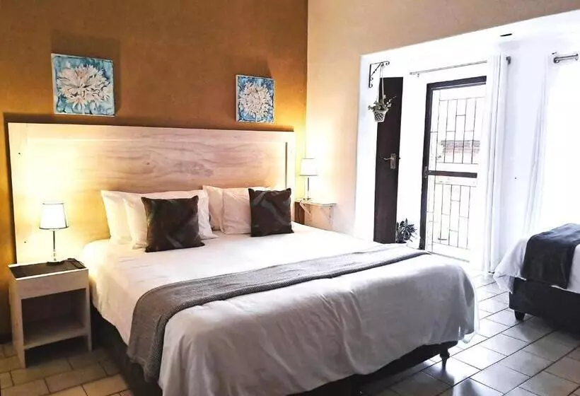 پانسیون Old Mill Guest House