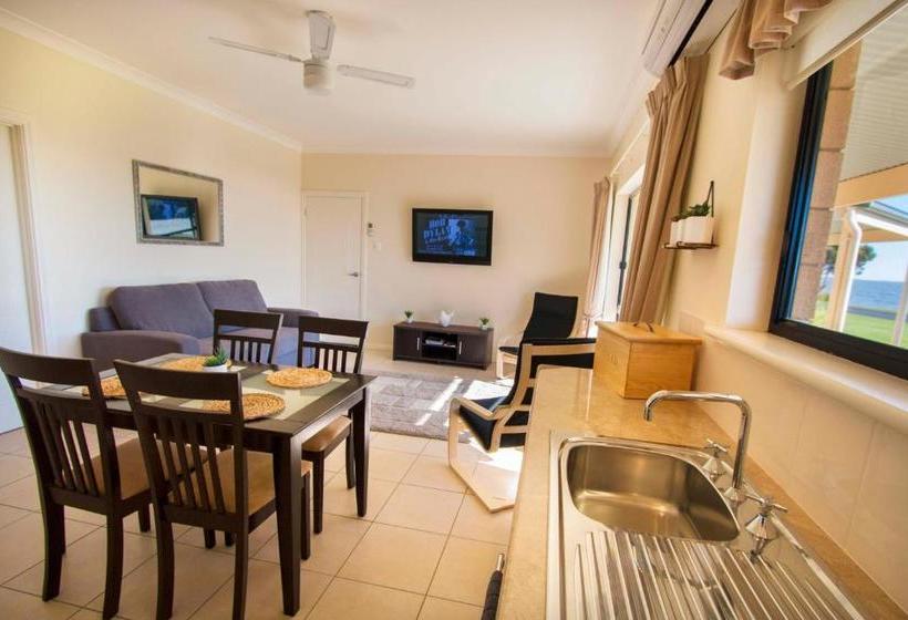 ペンション Pelican Perch Retreat