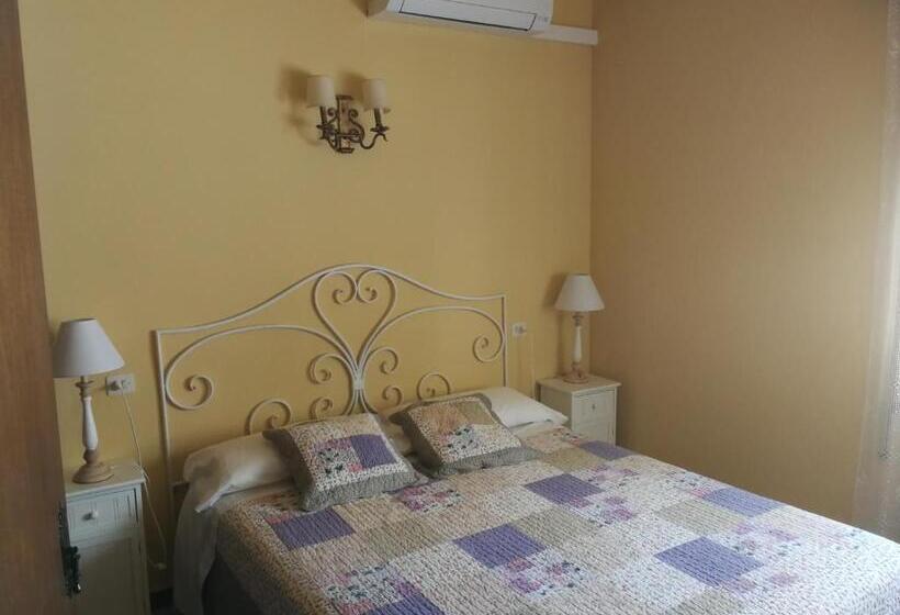 פנסיון Pensio Can Fabrellas