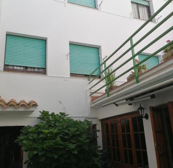 פנסיון Pensio Can Fabrellas