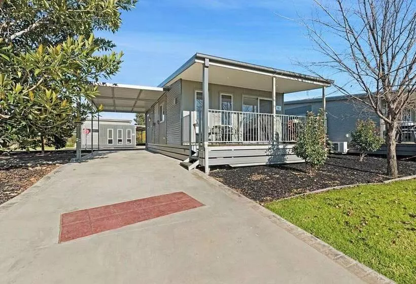 リゾートホテル Discovery Parks   Moama Waters