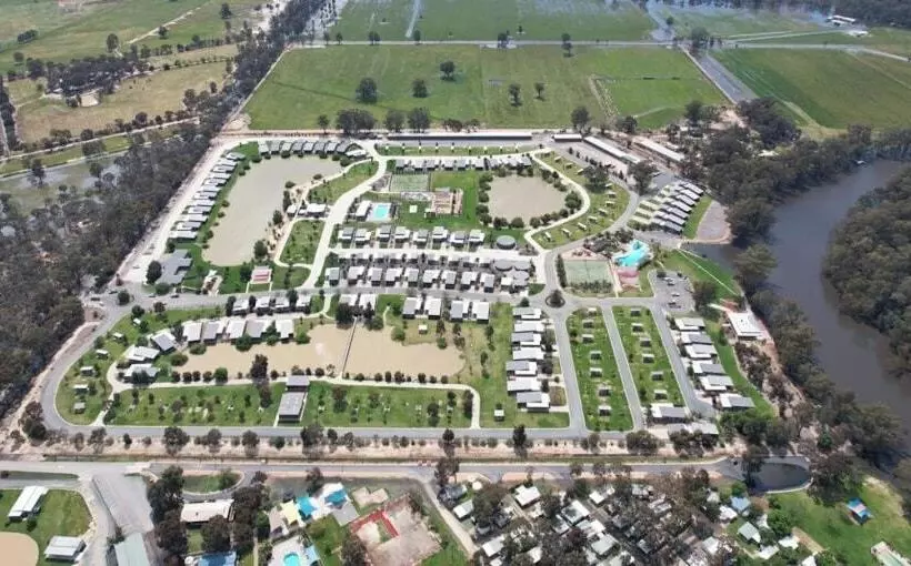 リゾートホテル Discovery Parks   Moama Waters