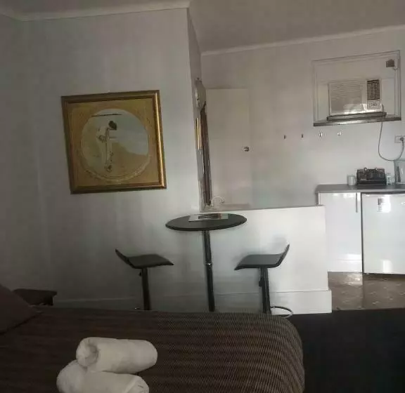 The Flinders Hotel Motel Port Augusta