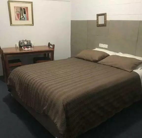 The Flinders Hotel Motel Port Augusta