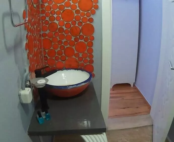 Athenada Otel