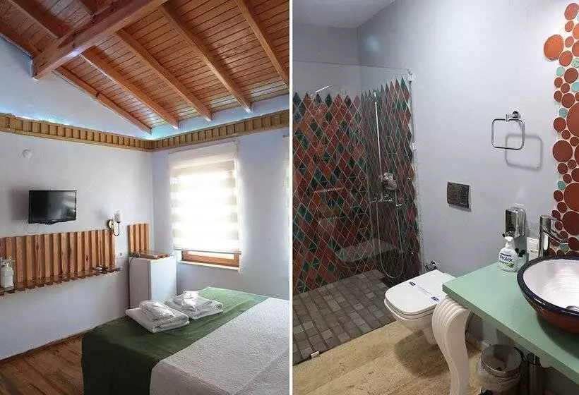Athenada Otel