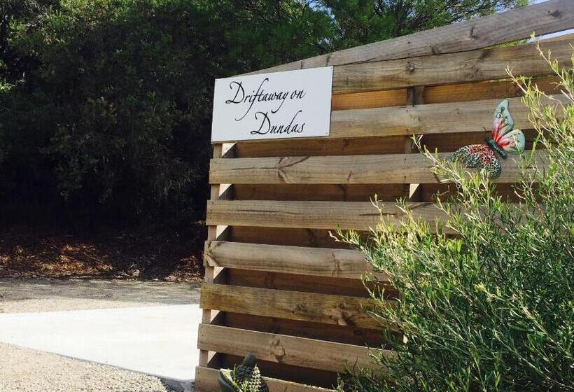 ベッドアンドブレックファースト Driftaway On Dundas