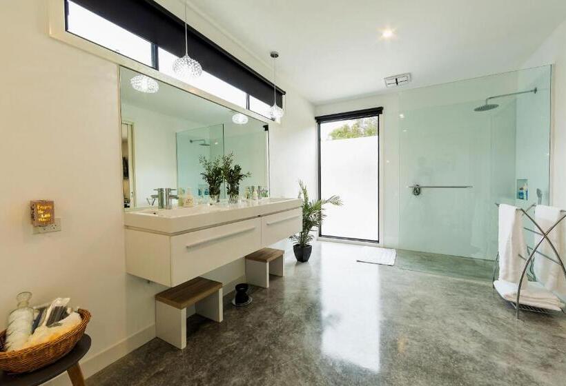 ベッドアンドブレックファースト Driftaway On Dundas