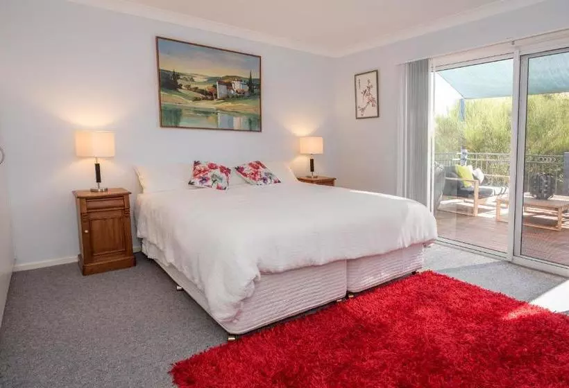 Aamiaismajoitus (B&B) Canberra S White House