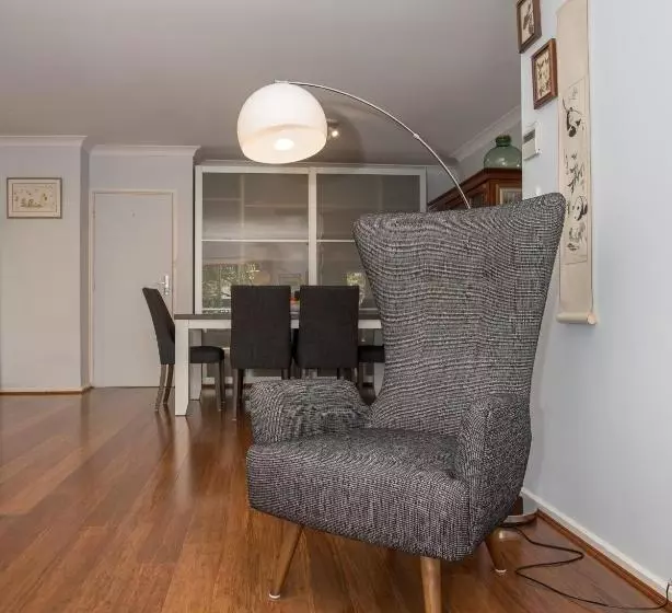 Aamiaismajoitus (B&B) Canberra S White House