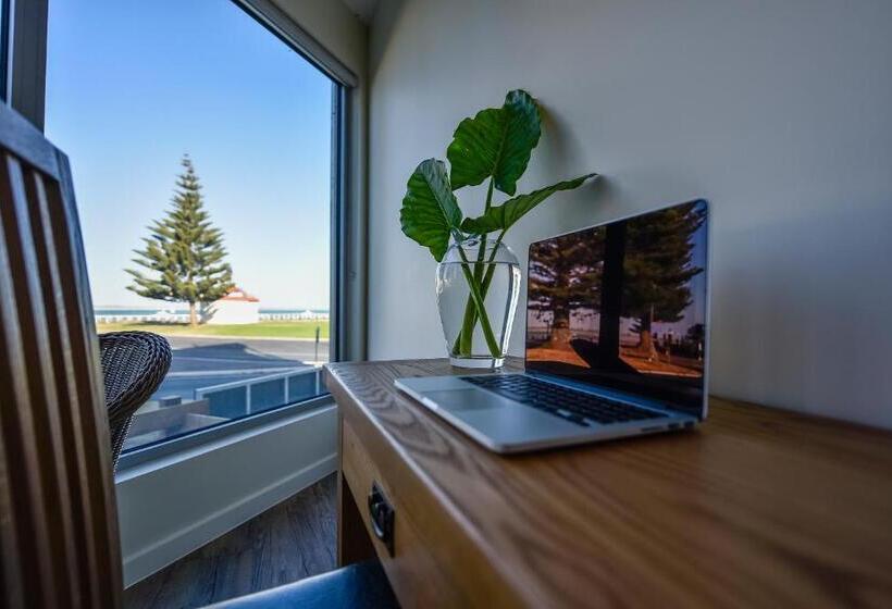 Bonnies Of Beachport