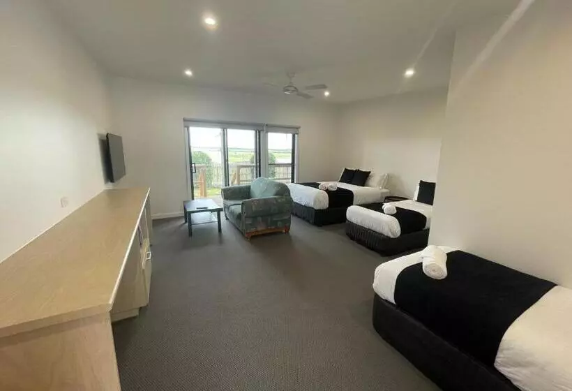 Inverloch Motel
