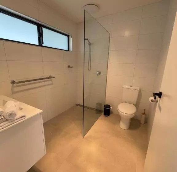 Inverloch Motel