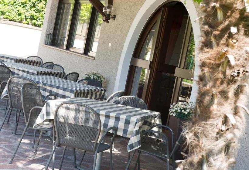 بنسيون Garni Saltneregg Ferienwohnungen