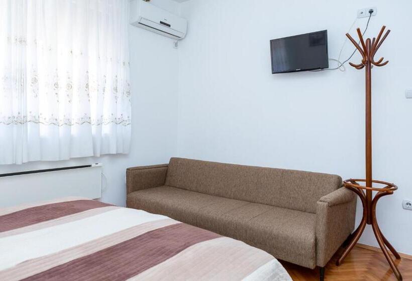 پانسیون Smeštaj Luka