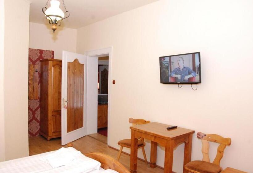 پانسیون Vila Nicoleta