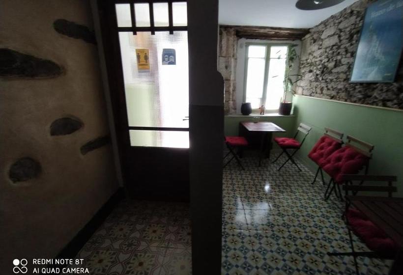 پانسیون Casa Apilladeira