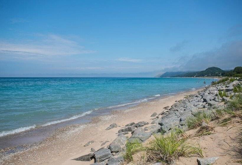 The Cottonwood Inn B&b