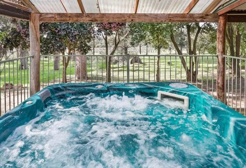 The Grove Distillery & Brewery